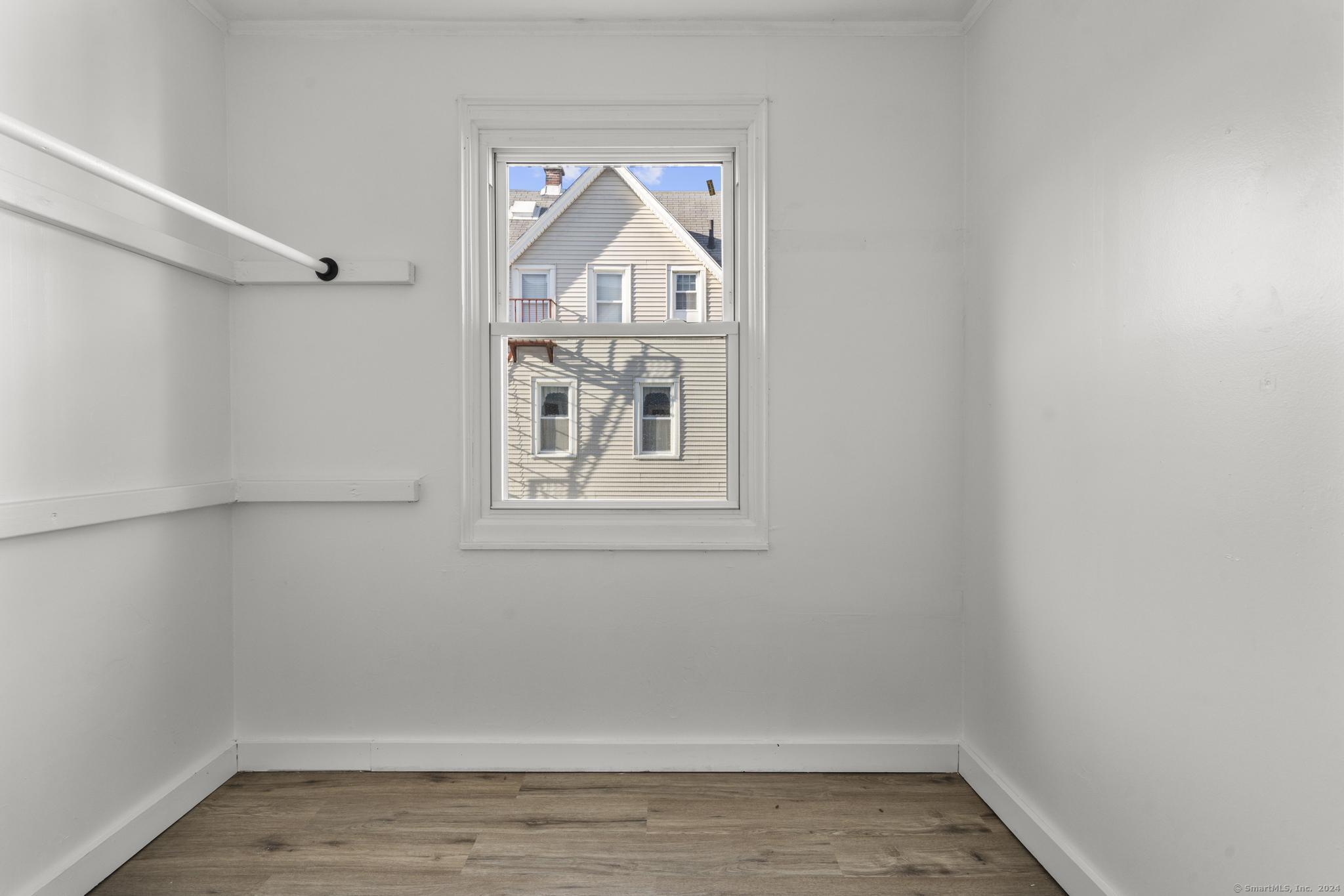 New Britain, Connecticut 06051, United States, 6 Bedrooms Bedrooms, ,3 BathroomsBathrooms,Residential,Pending,24783