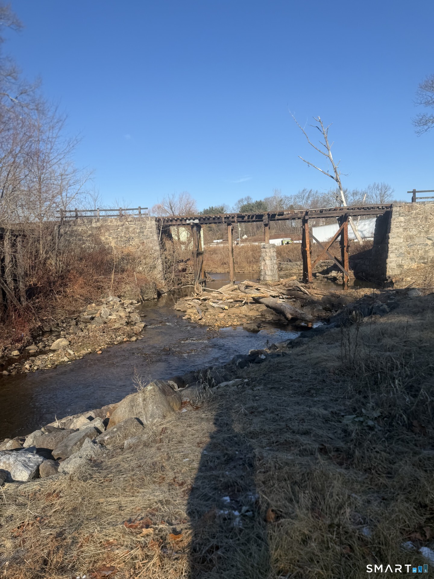 146 South Riverside Avenue