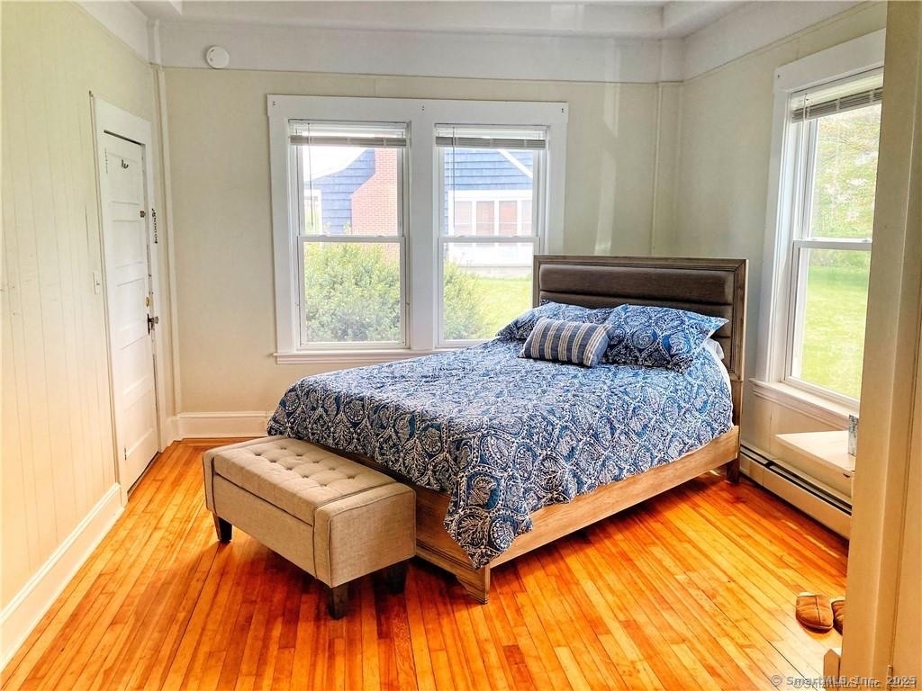 Groton, Connecticut 06340, United States, 2 Bedrooms Bedrooms, ,1 BathroomBathrooms,Residential,Active,205603