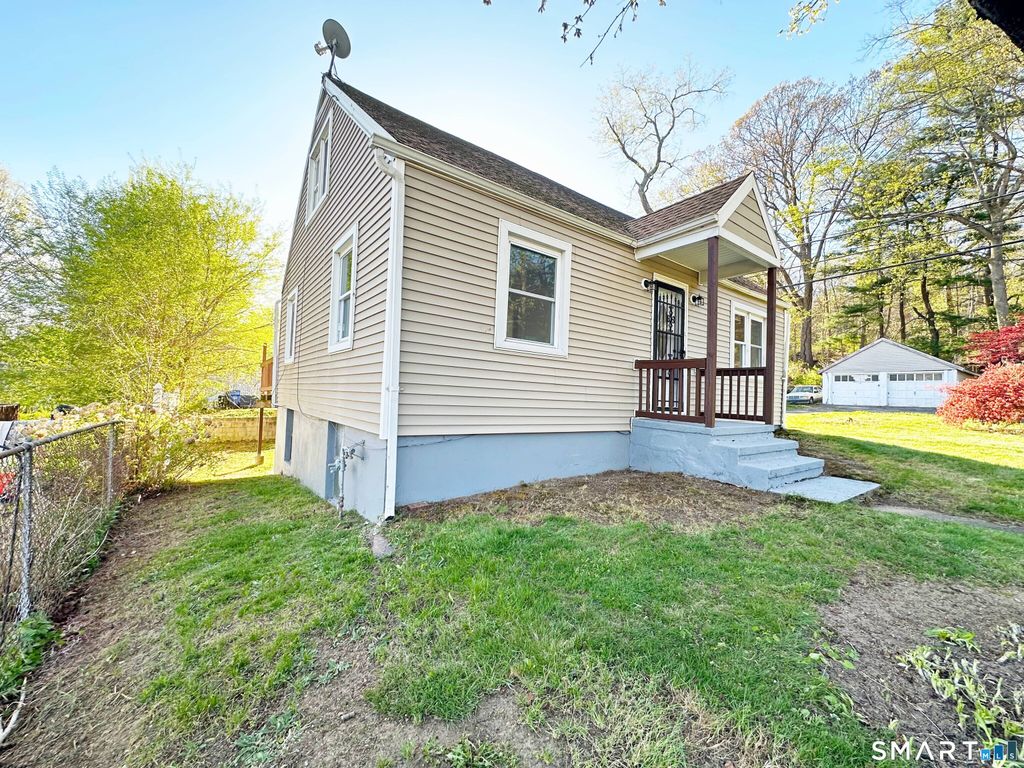 Photo of 6 Peach Street, Waterbury, CT 06708 (MLS # 24168698)