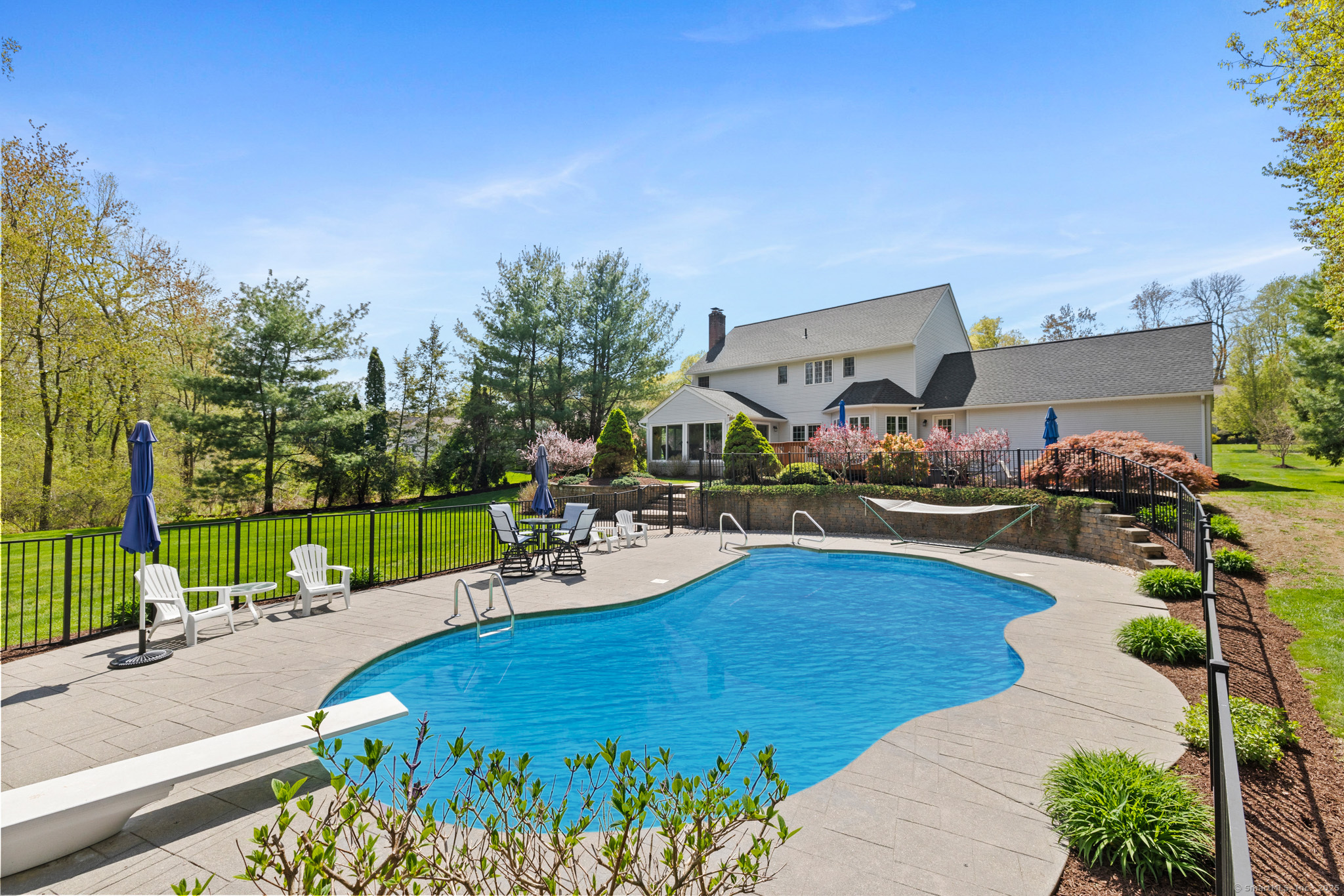 89 Cliffwood Drive