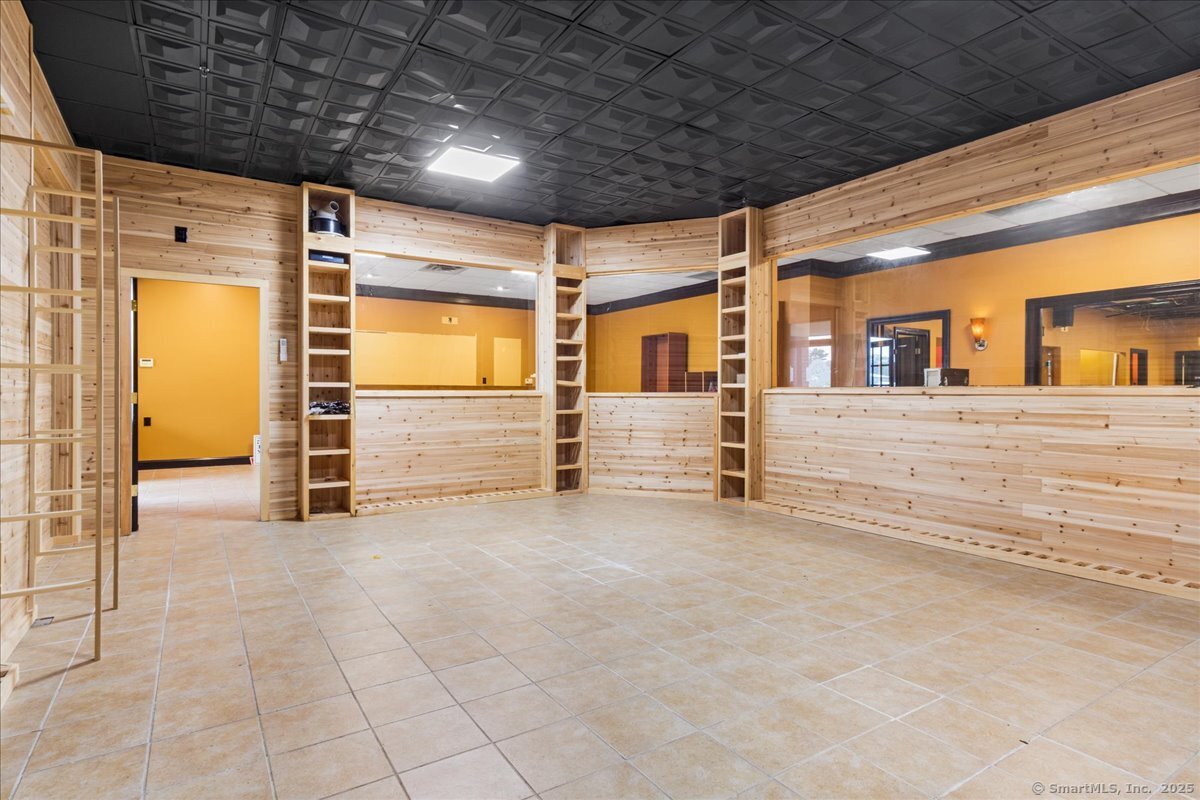 215 East Main Street 2