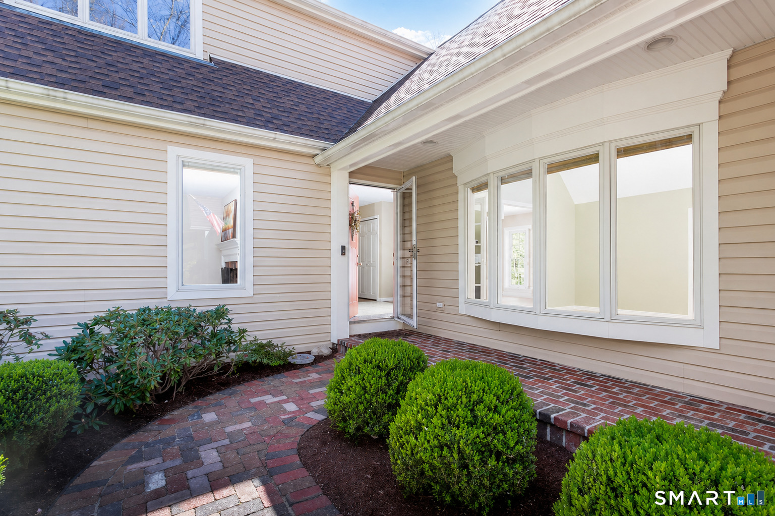 37 Hidden Brook Drive