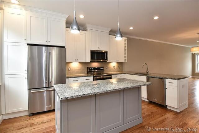 48 Village Crossing #48, East Lyme, Connecticut image 4
