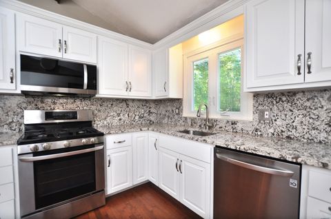 Tiny photo for 88 Lincoln Way, Windsor, CT 06095 (MLS # 24136438)