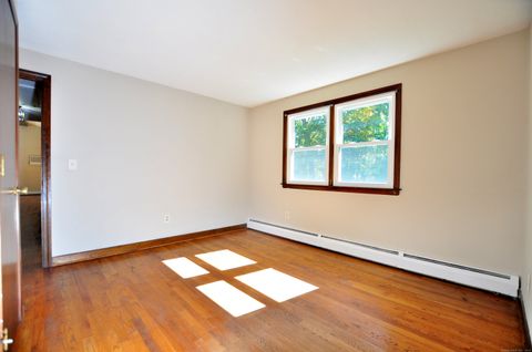 Tiny photo for 88 Lincoln Way, Windsor, CT 06095 (MLS # 24136438)