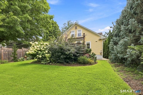 Tiny photo for Stonehouse Road #40, Trumbull, CT 06611 (MLS # 24208182)