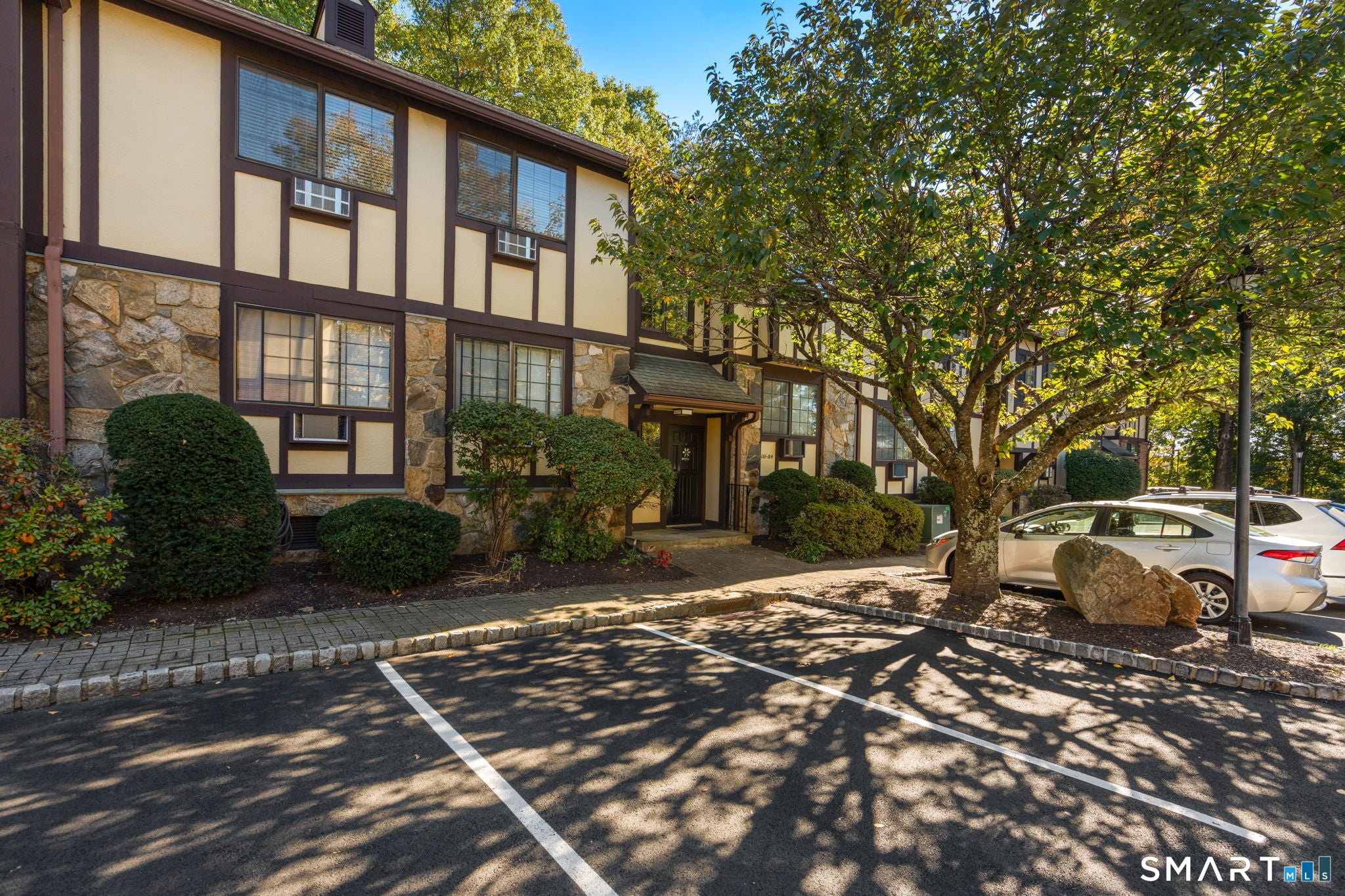 50 Aiken Street 184