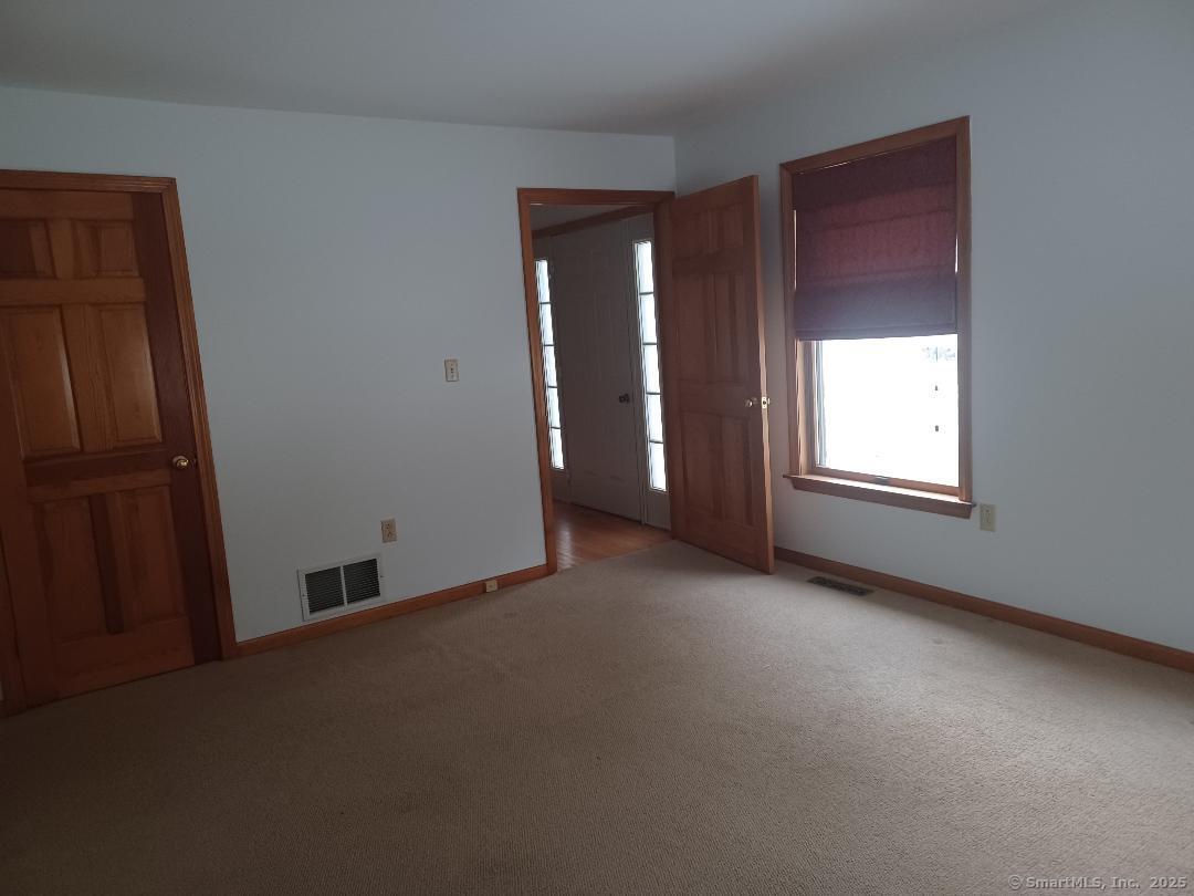 17 Meadowview Lane, Norwich, Connecticut image 19