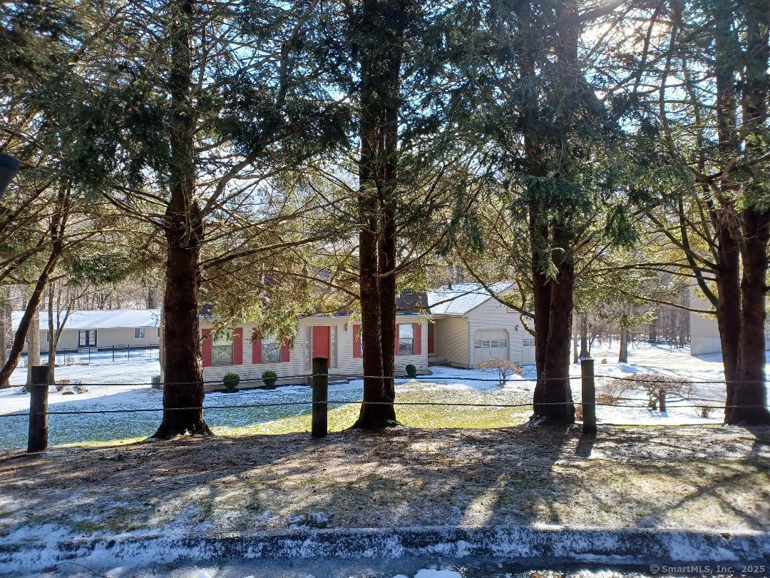 17 Meadowview Lane, Norwich, Connecticut image 3
