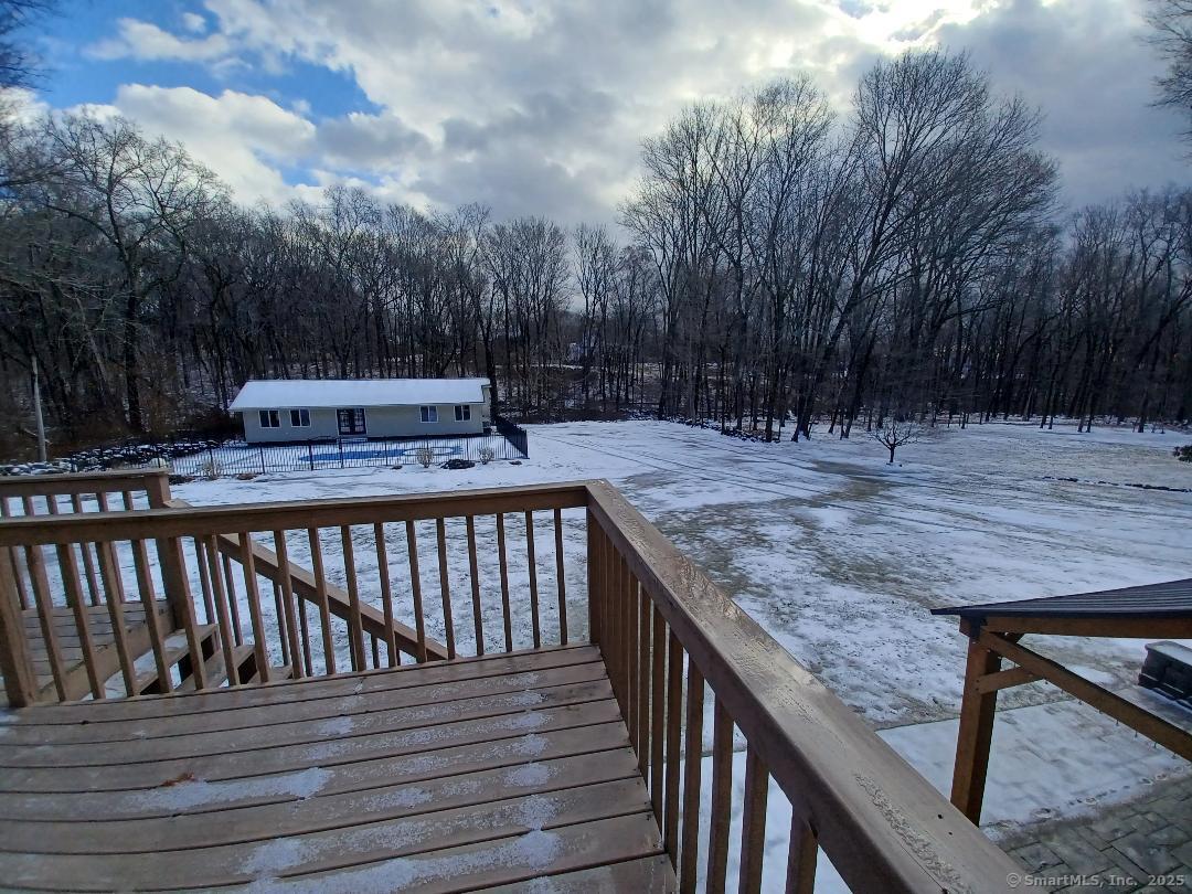 17 Meadowview Lane, Norwich, Connecticut image 8