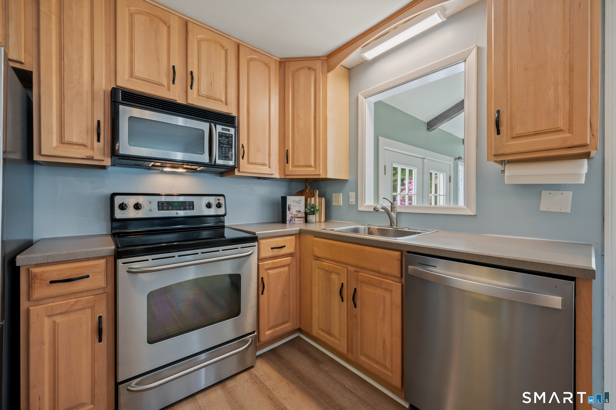 155 Crestridge Drive
