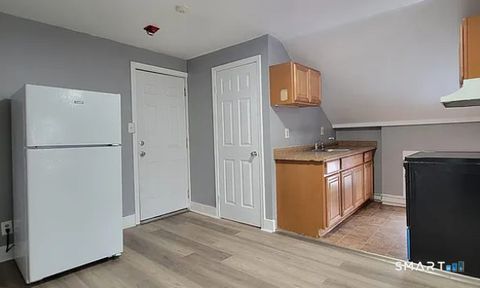 Tiny photo for 65 Twiss Street #2F, Meriden, CT 06450 (MLS # 24154864)