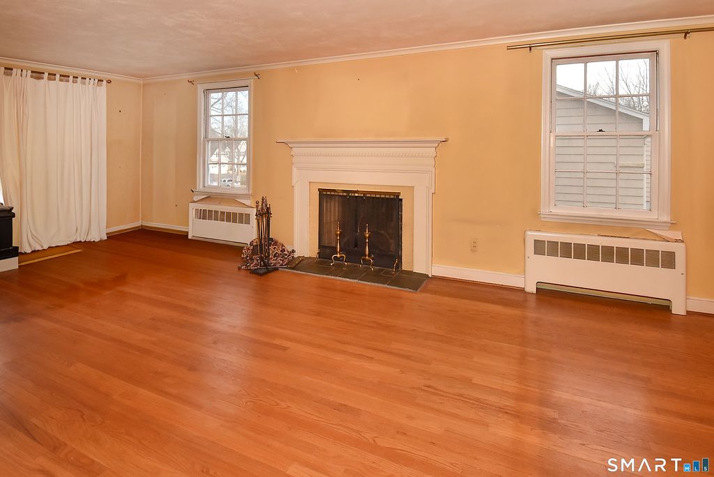 Photo of 5 Lovelace Drive, West Hartford, CT 06117 (MLS # 24128417)