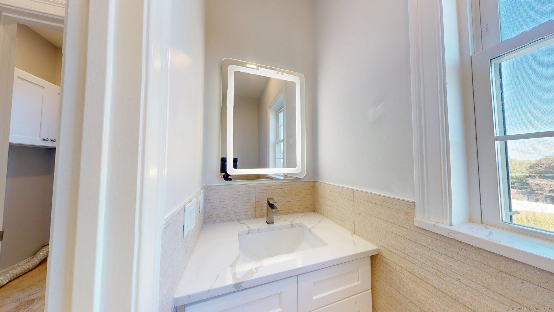 Watertown, Connecticut 06795, United States, 4 Bedrooms Bedrooms, ,3 BathroomsBathrooms,Residential,Active,83849