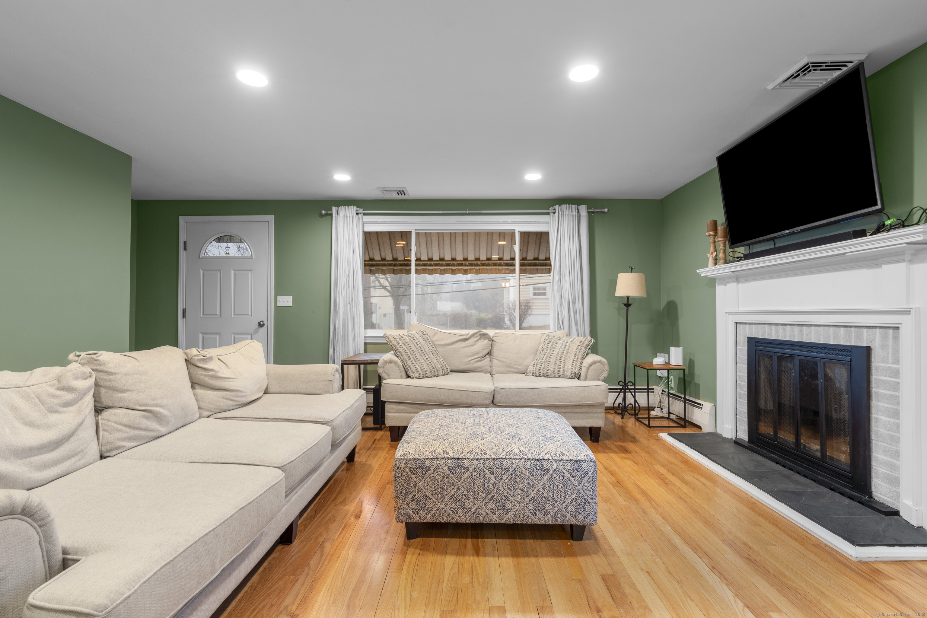 231 Colonial Boulevard, West Haven, Connecticut image 3