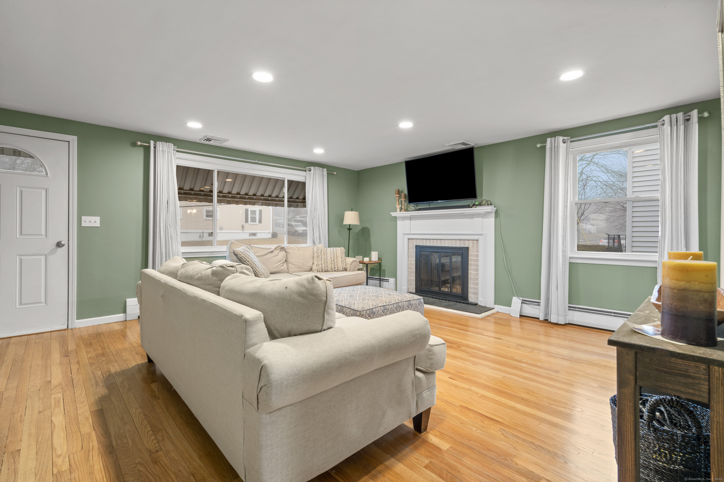 231 Colonial Boulevard, West Haven, Connecticut image 2