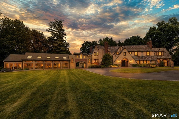 21 CALHOUN DR, GREENWICH, CT 06831 - Image 4c52192236a734fbb4aa1a781e76bab2/4186553399