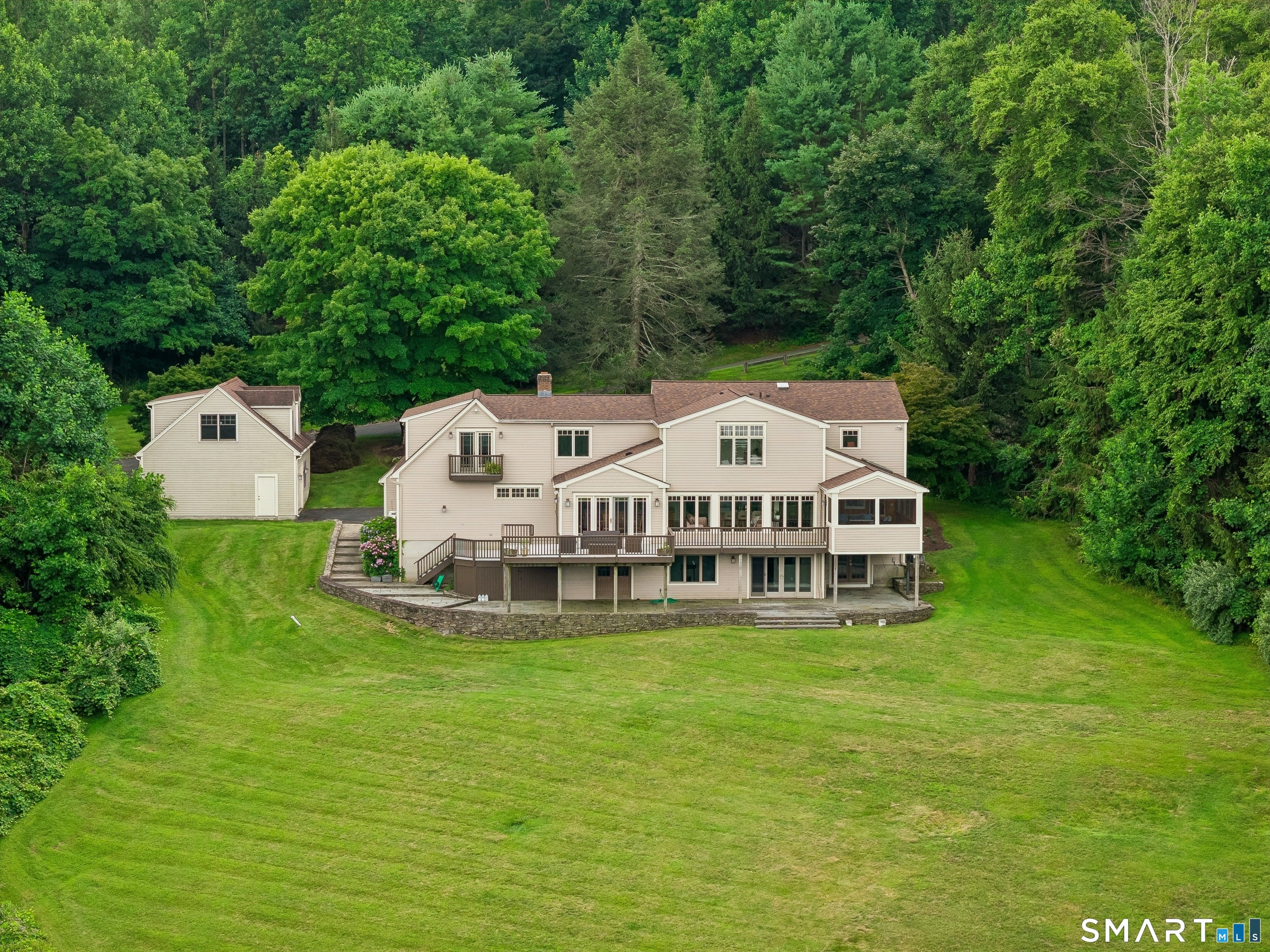 8 Horseshoe Ridge Road