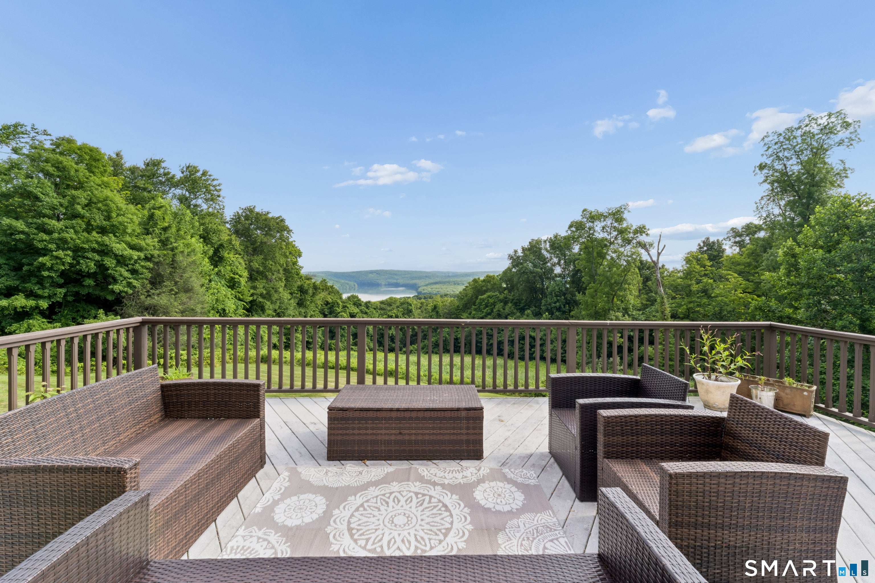 8 Horseshoe Ridge Road