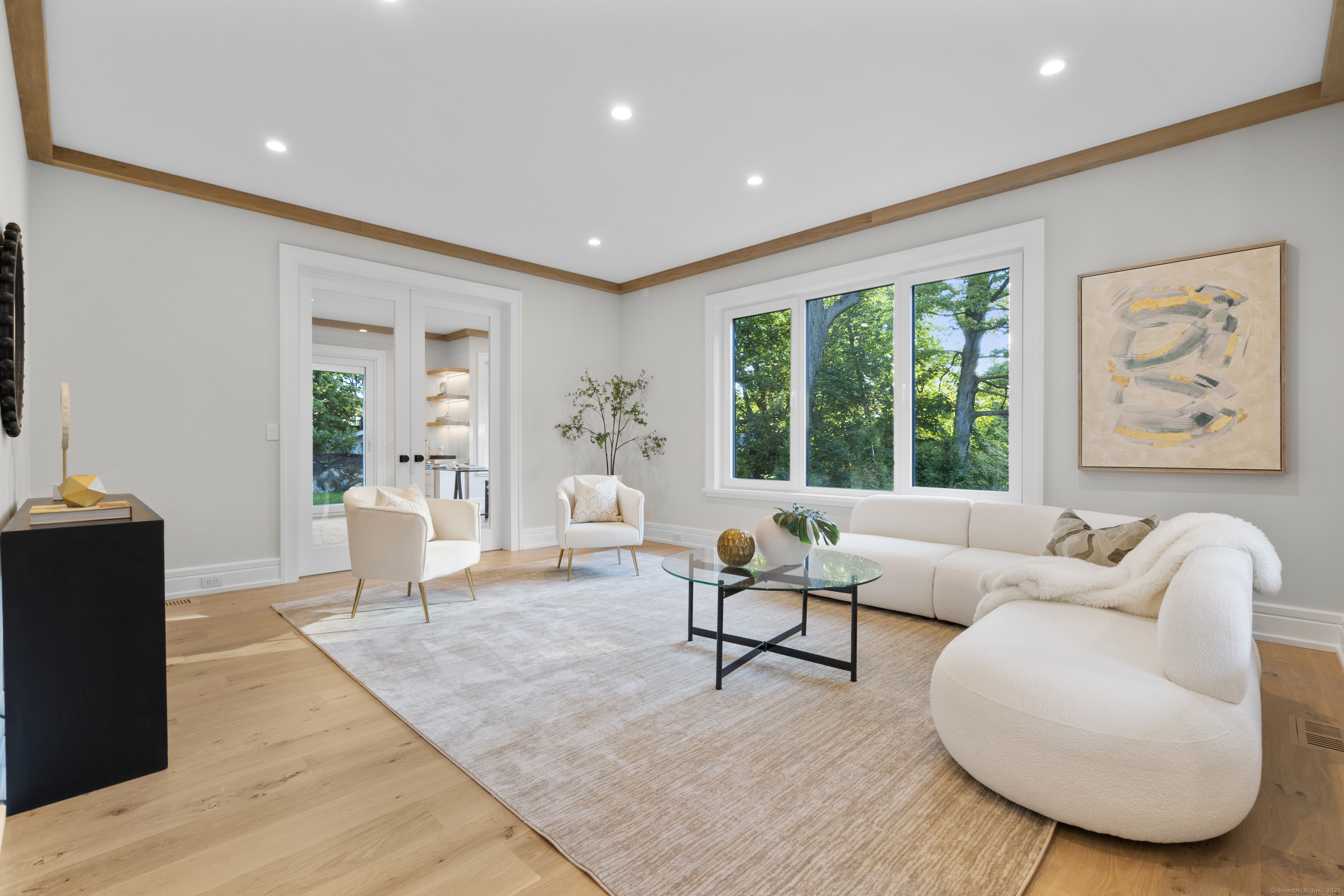 Darien, Connecticut 06820, United States, 5 Bedrooms Bedrooms, ,5 BathroomsBathrooms,Residential,Active,216316