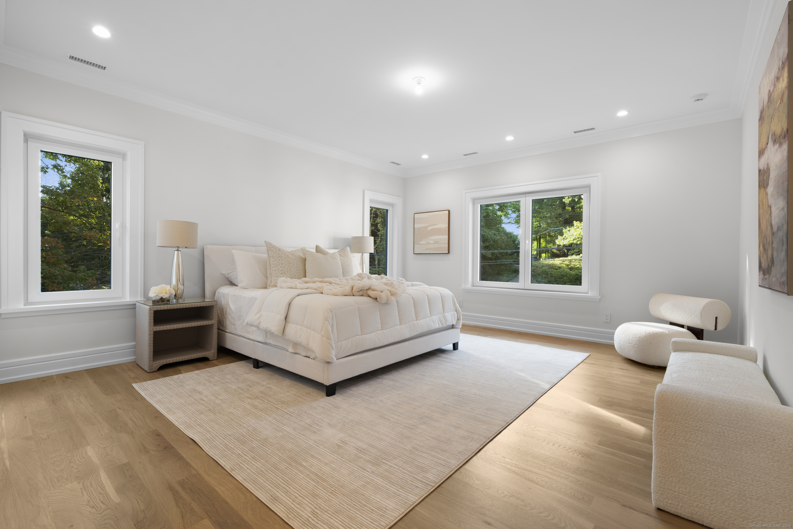 Darien, Connecticut 06820, United States, 5 Bedrooms Bedrooms, ,5 BathroomsBathrooms,Residential,Active,216316