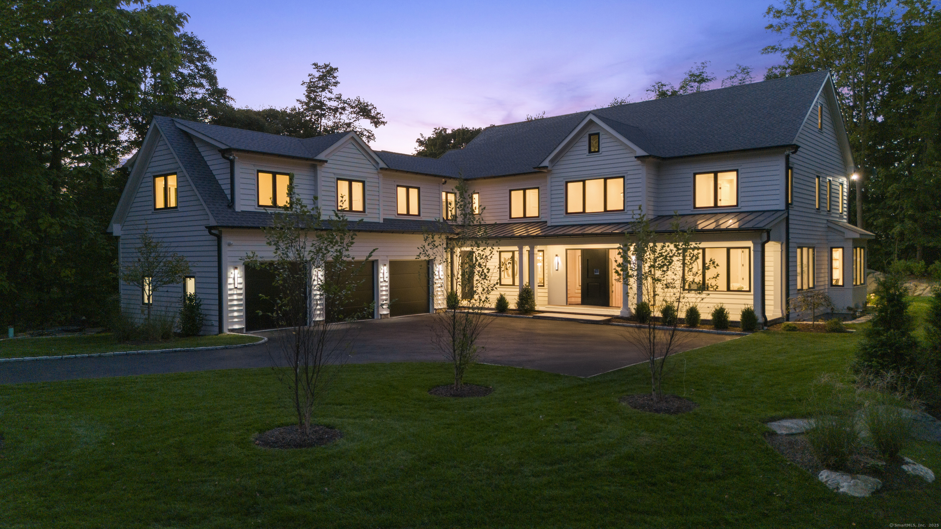 Darien, Connecticut 06820, United States, 5 Bedrooms Bedrooms, ,5 BathroomsBathrooms,Residential,Active,216316