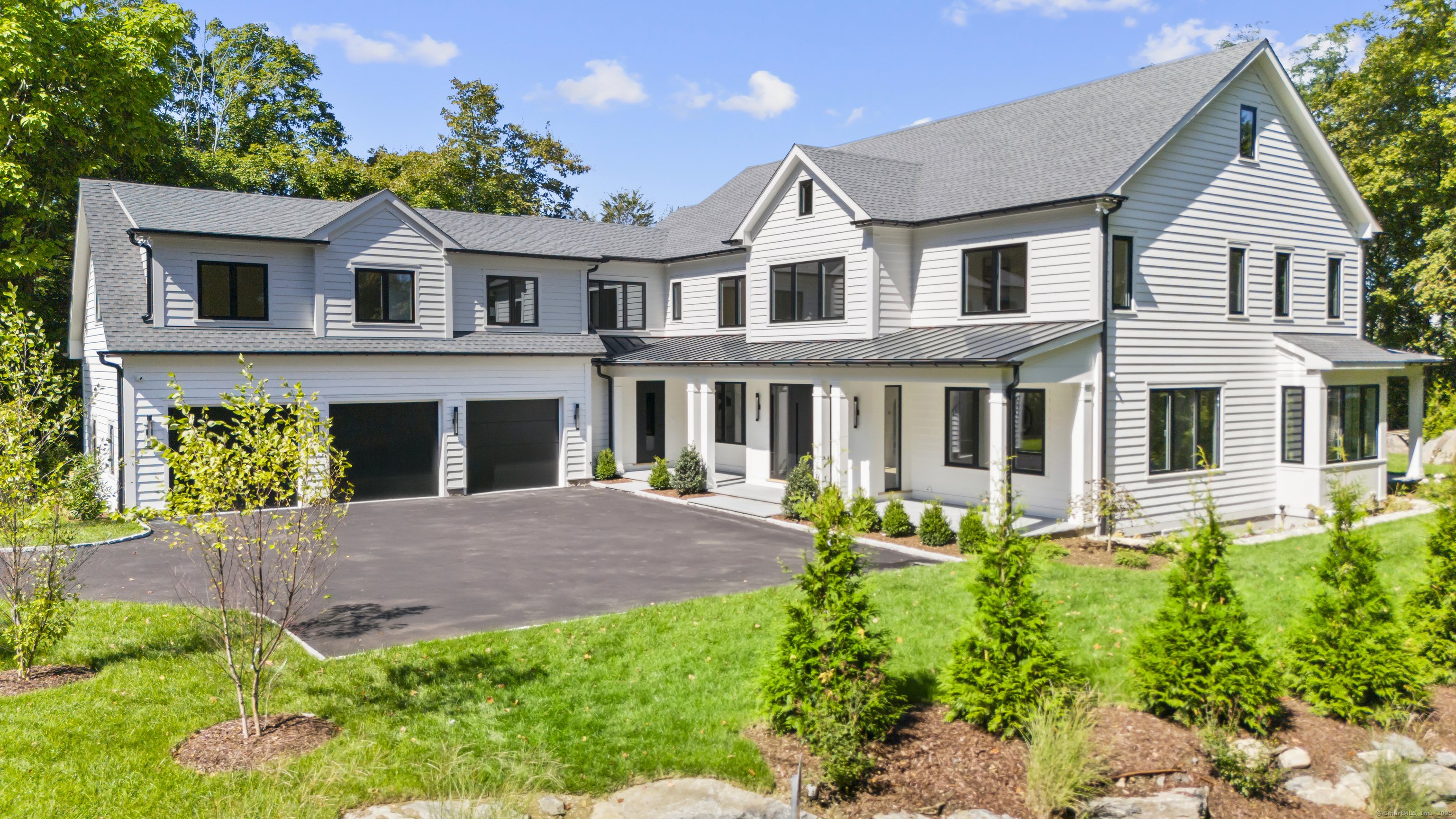 Darien, Connecticut 06820, United States, 5 Bedrooms Bedrooms, ,5 BathroomsBathrooms,Residential,Active,216316