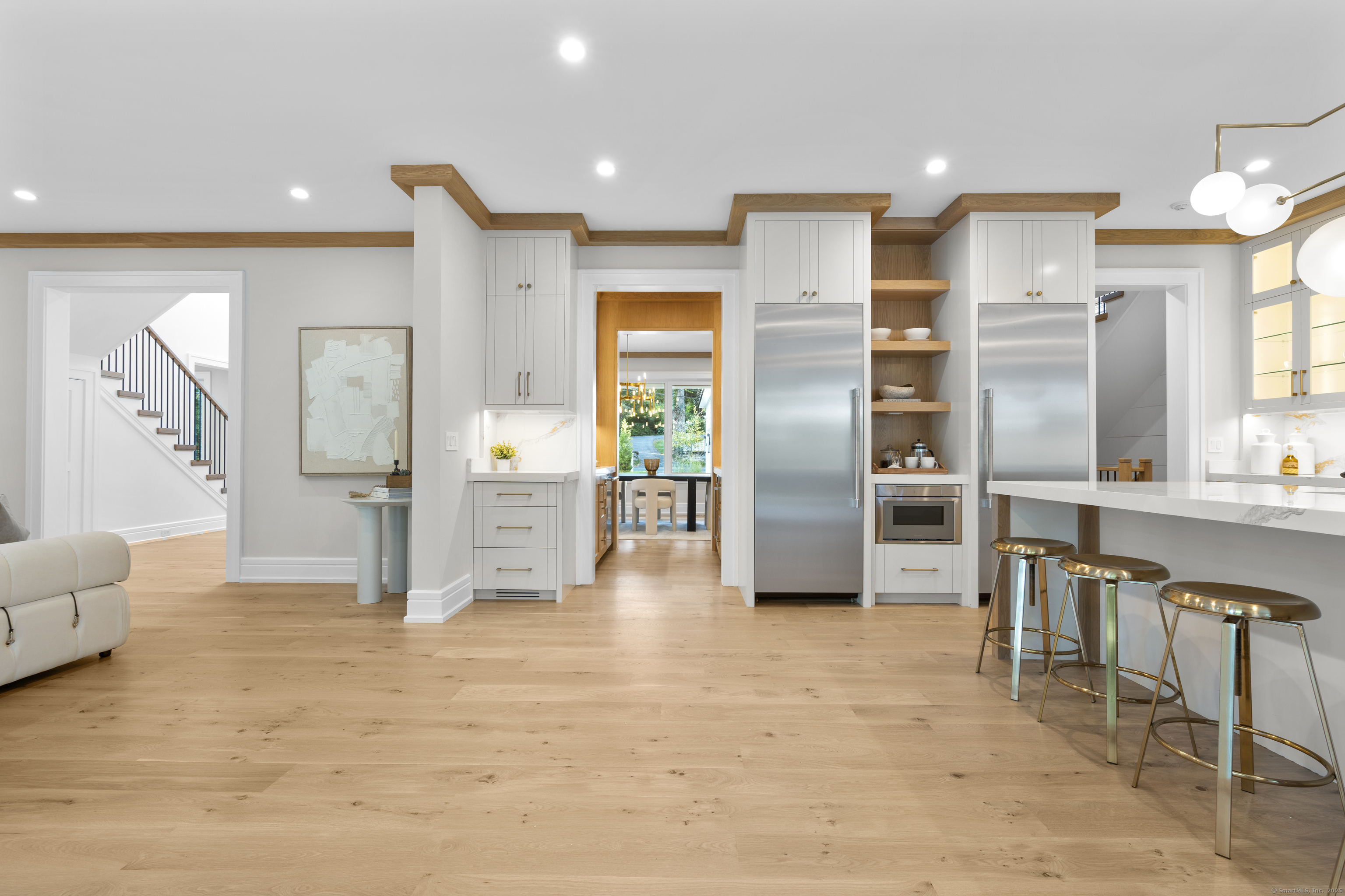 Darien, Connecticut 06820, United States, 5 Bedrooms Bedrooms, ,5 BathroomsBathrooms,Residential,Active,216316