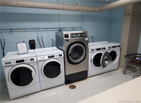 Tiny photo for 80 Cartright Street #6L, Bridgeport, CT 06604 (MLS # 24156834)