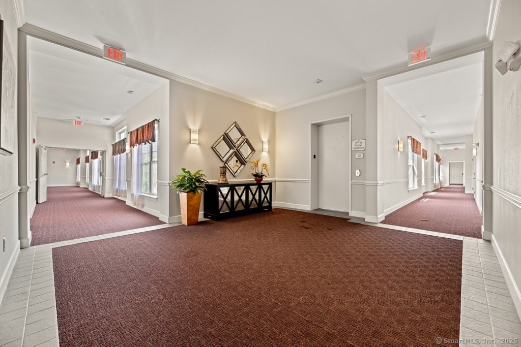 850 E Main Street #APT 330, Stamford, Connecticut image 24