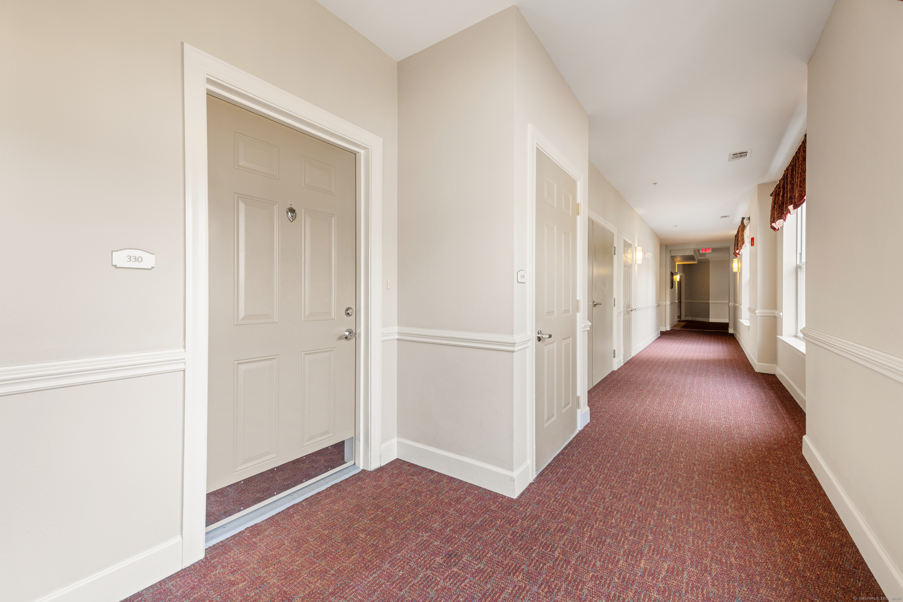 850 E Main Street #APT 330, Stamford, Connecticut image 25
