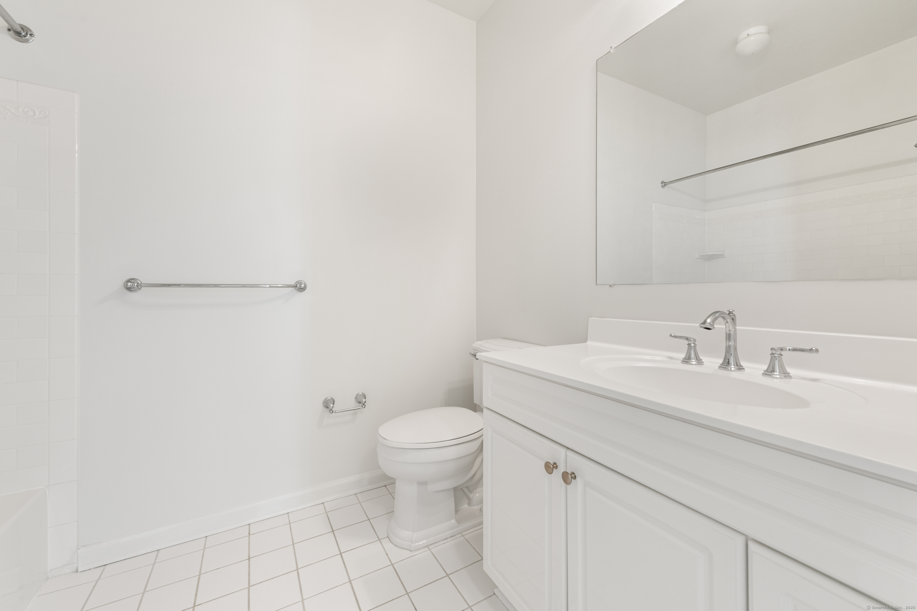 850 E Main Street #APT 330, Stamford, Connecticut image 11