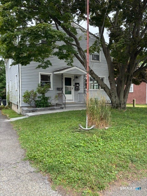 Photo of 980 Shippan Avenue #2nd fl apt (L), Stamford, CT 06902 (MLS # 24215085)