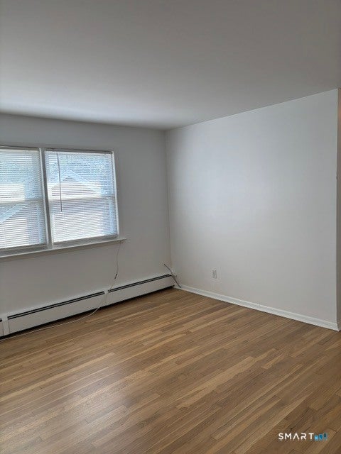980 Shippan Avenue 2nd fl apt (L)