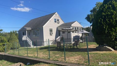 Photo of 15 Edwards Street, Bridgeport, CT 06606 (MLS # 24152008)