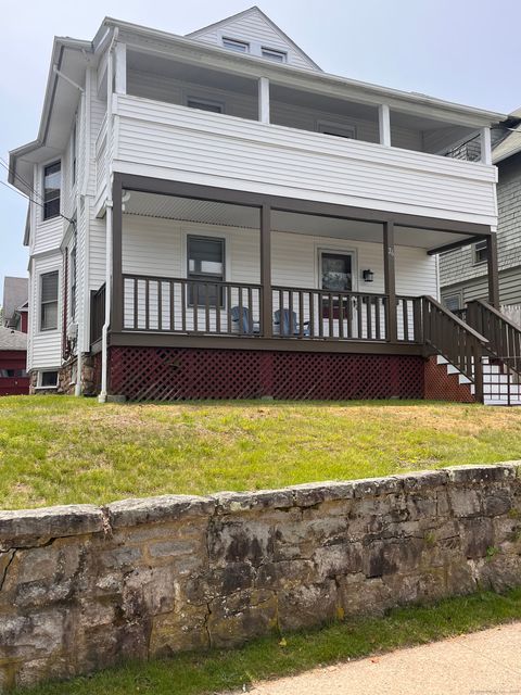 26 Linden Street New London CT 06320
