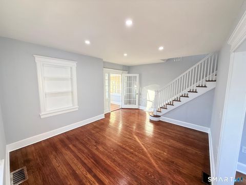 Photo of 206 Remington Street, Bridgeport, CT 06610 (MLS # 24156604)