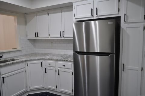 Tiny photo for 7 Chestnut Drive #7, Avon, CT 06001 (MLS # 24142487)