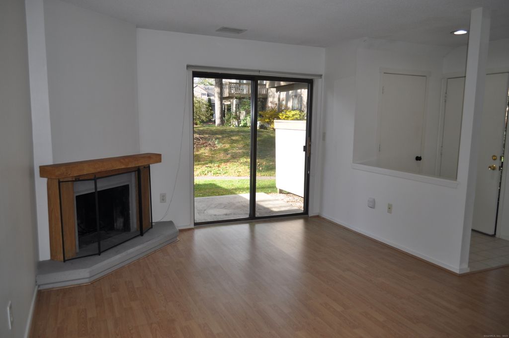 Photo of 7 Chestnut Drive #7, Avon, CT 06001 (MLS # 24142487)