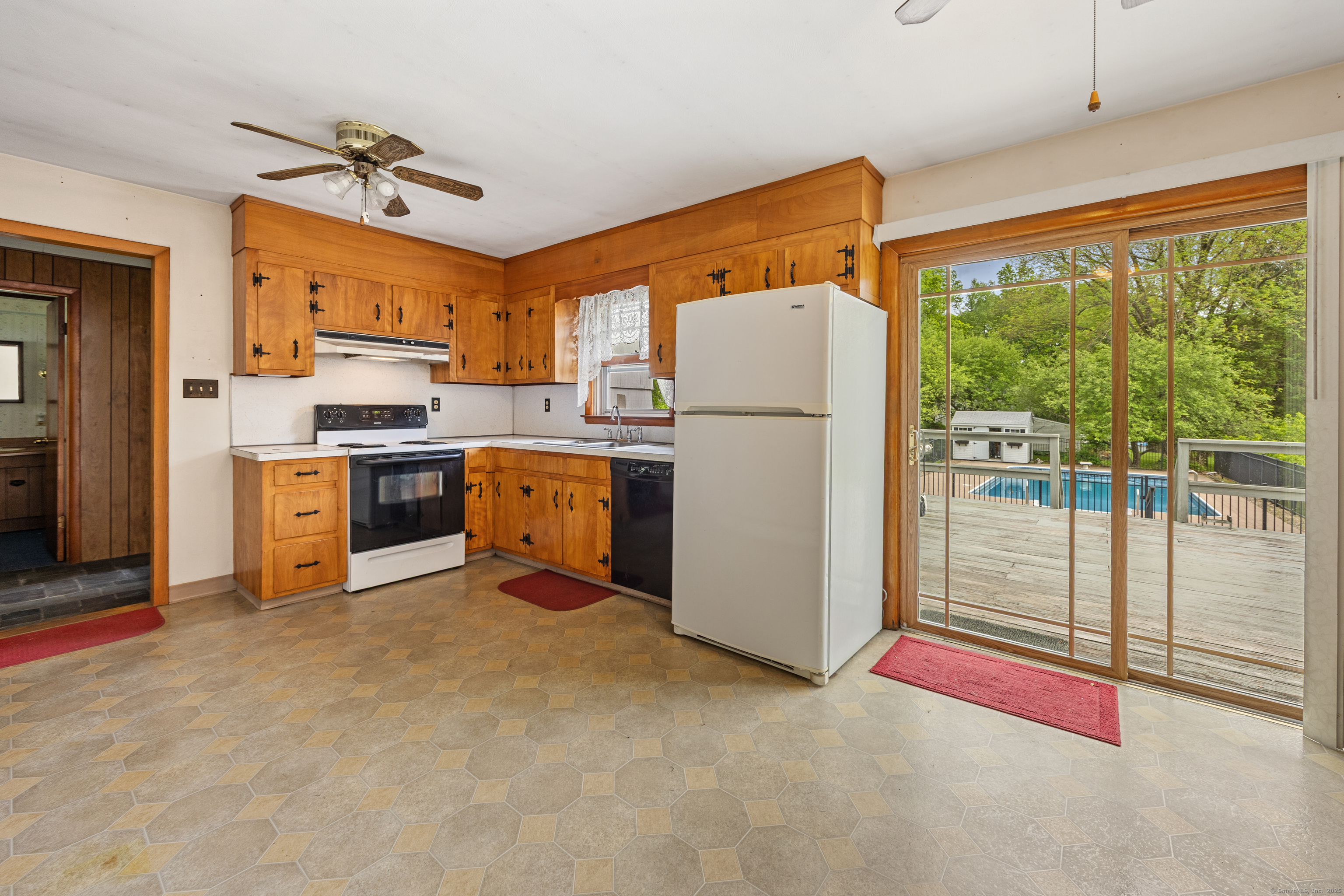 413 Hickory Hill Road, Thomaston, Connecticut image 11