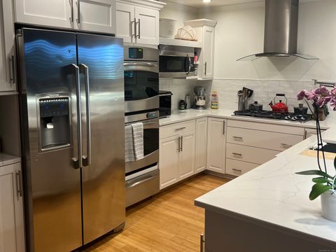 Tiny photo for 72 Carson Avenue #B, Wethersfield, CT 06109 (MLS # 24143105)