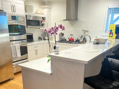 Tiny photo for 72 Carson Avenue #B, Wethersfield, CT 06109 (MLS # 24143105)