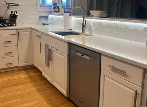 Tiny photo for 72 Carson Avenue #B, Wethersfield, CT 06109 (MLS # 24143105)