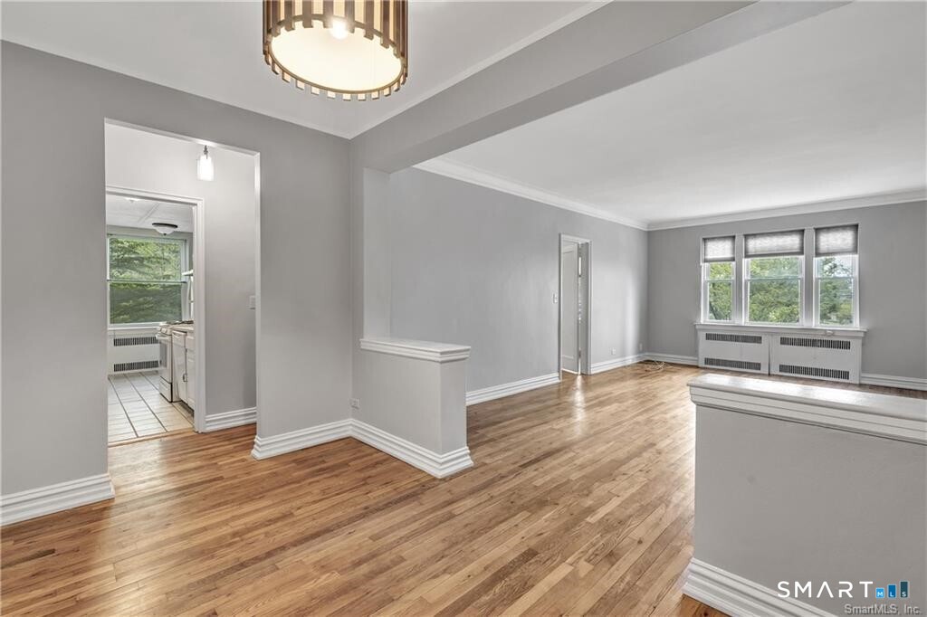 70 Strawberry Hill Avenue 1-1A