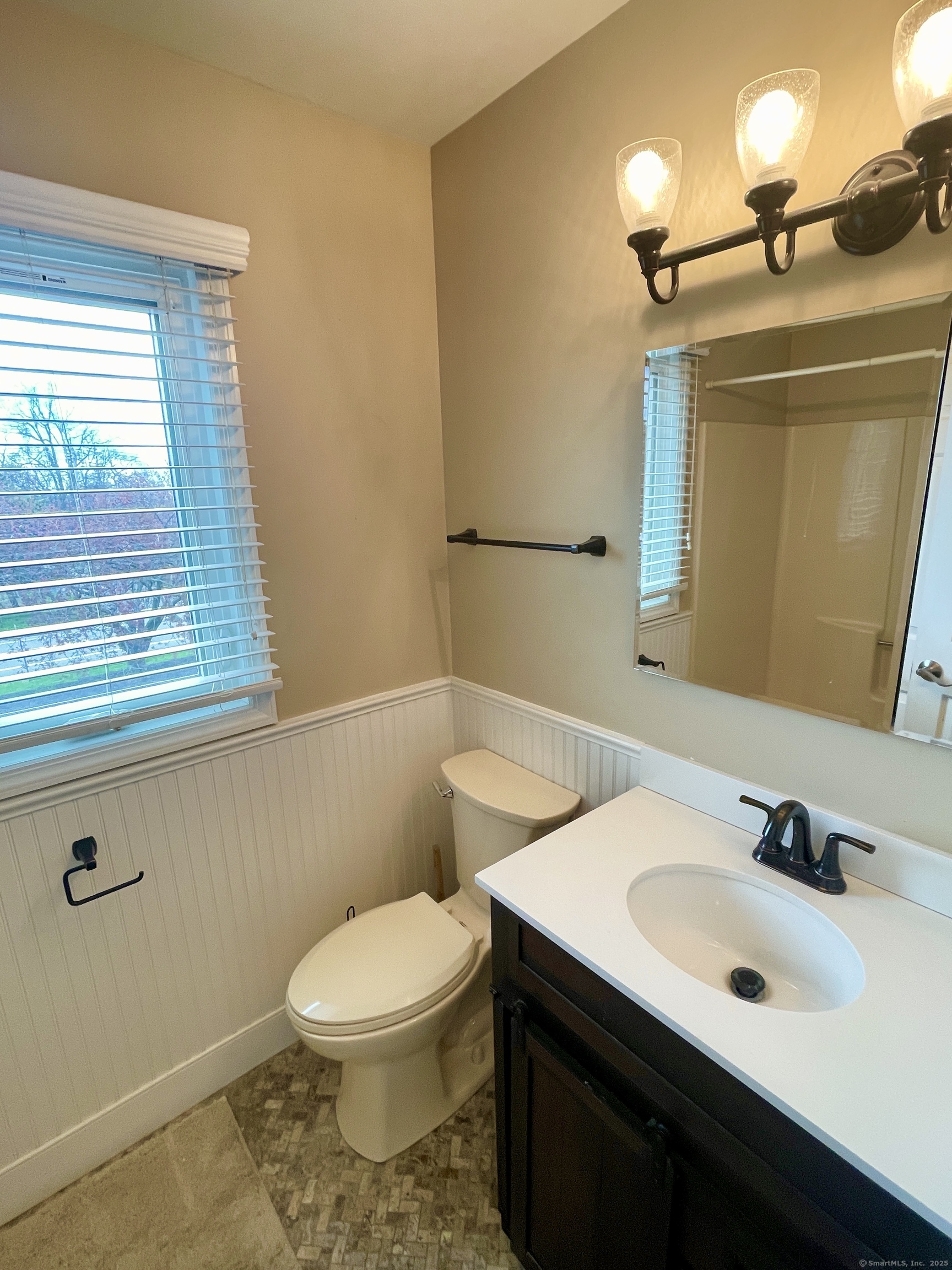 661 Silver Sands Road #APT A3, East Haven, Connecticut image 19