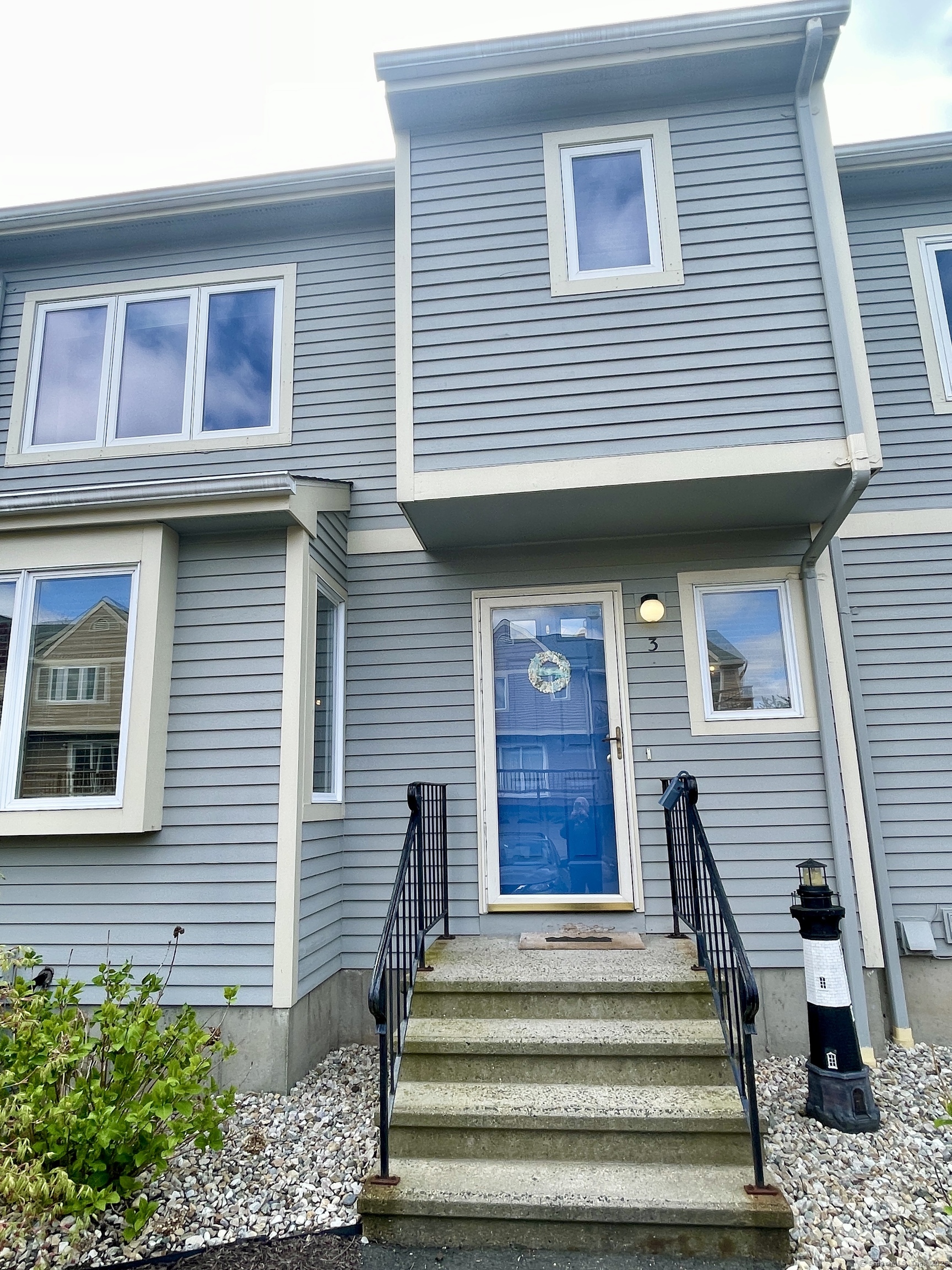 661 Silver Sands Road #APT A3, East Haven, Connecticut image 1