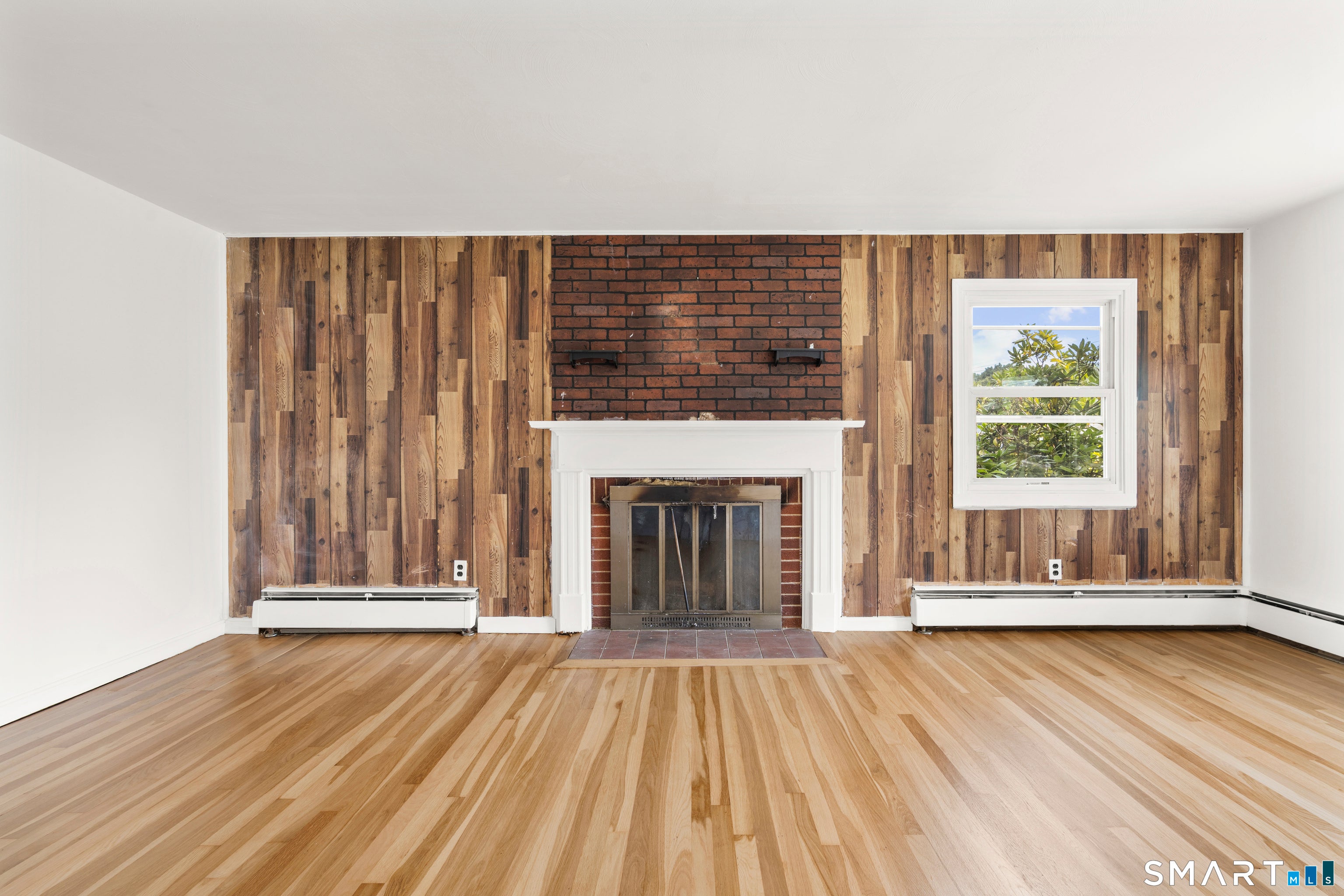 422 Denslow Street