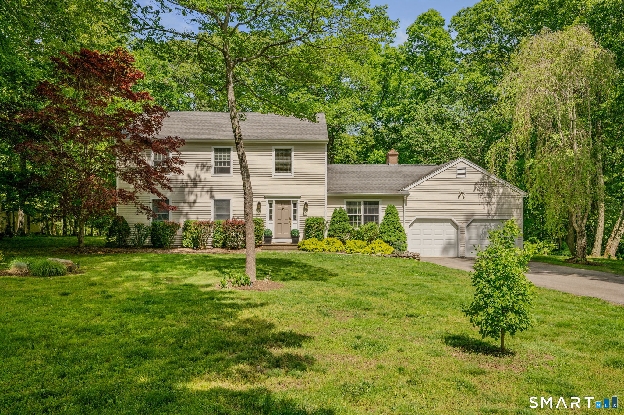 10 Whitman Lane