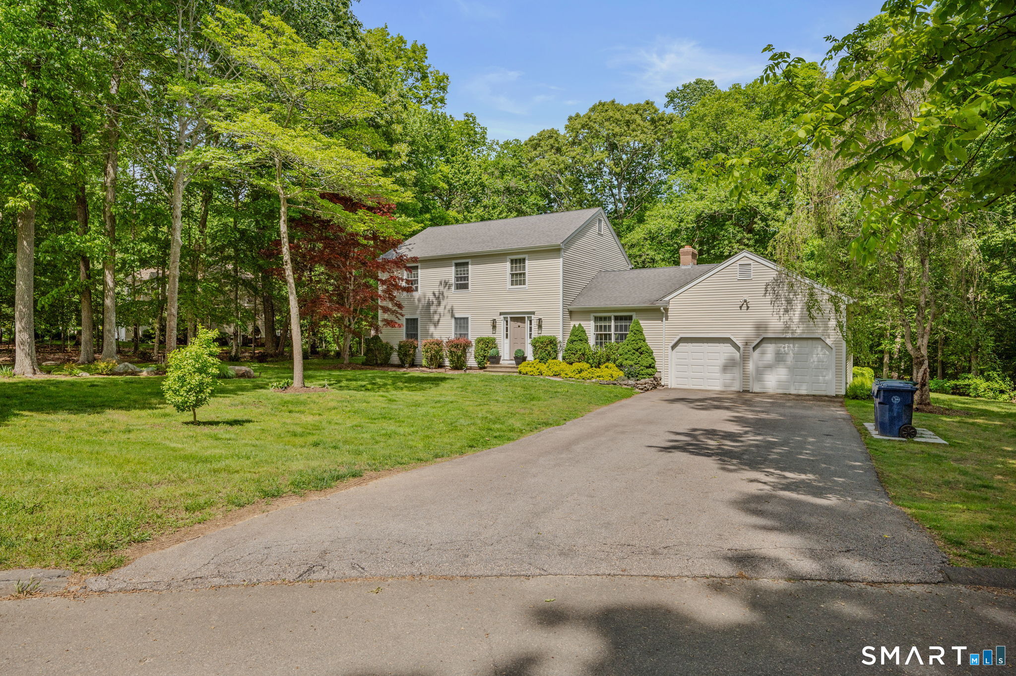 10 Whitman Lane